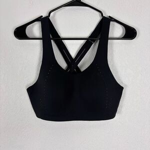 Lululemon Sports Bra Black Criss Cross Strap Back Molded Cup Clasp‎ Closure Back